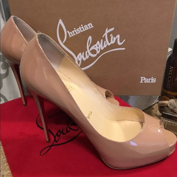 Christian Louboutin Shoes - Christian LOUBOUTIN style “new very prive”